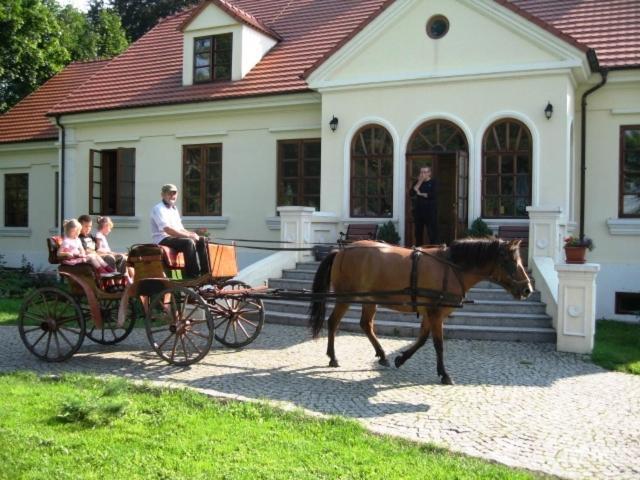 Gospodarstwo Agroturystyczne Dworek Janowicki Kazimierzewo Exteriér fotografie